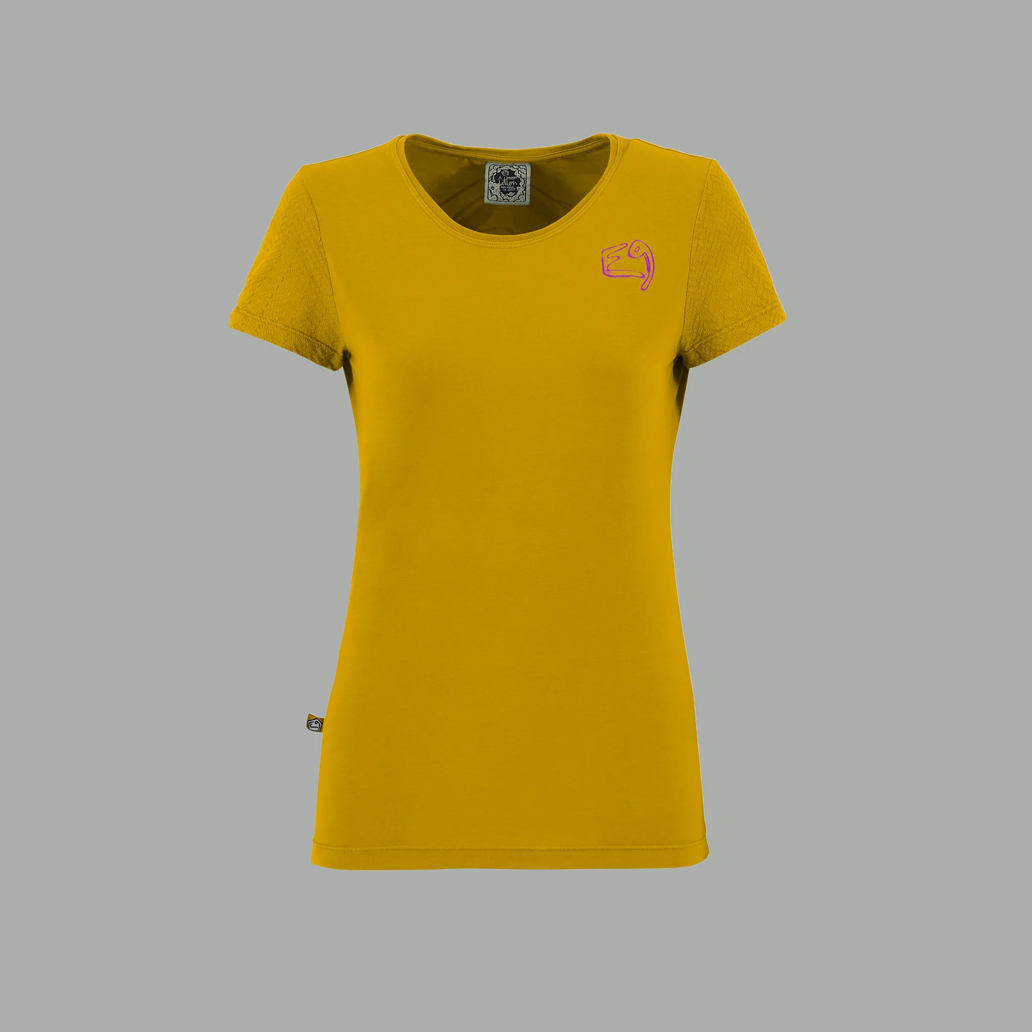 Amira - Image 6